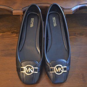 NWOT Michael Kors Flats